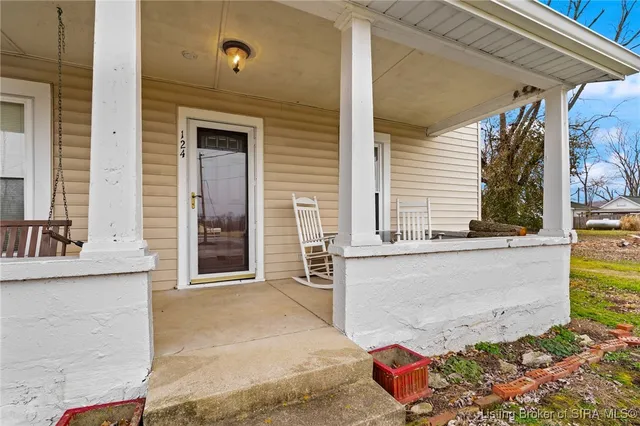 $255,000 | 124 Bell Street, Bethlehem, IN 47104