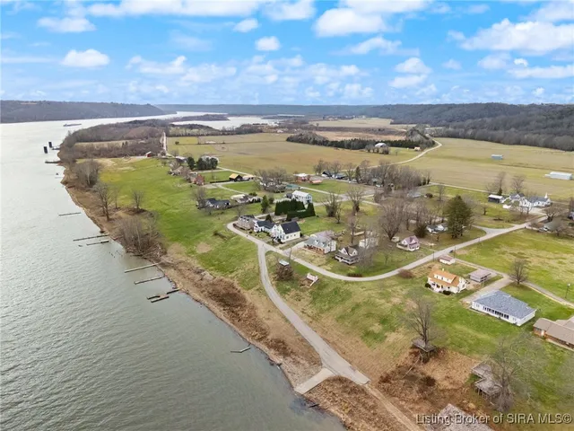 $255,000 | 124 Bell Street, Bethlehem, IN 47104