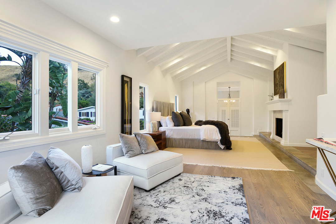 1501 North Beverly Drive Beverly Hills, CA 90210 - Photo 26 of 40