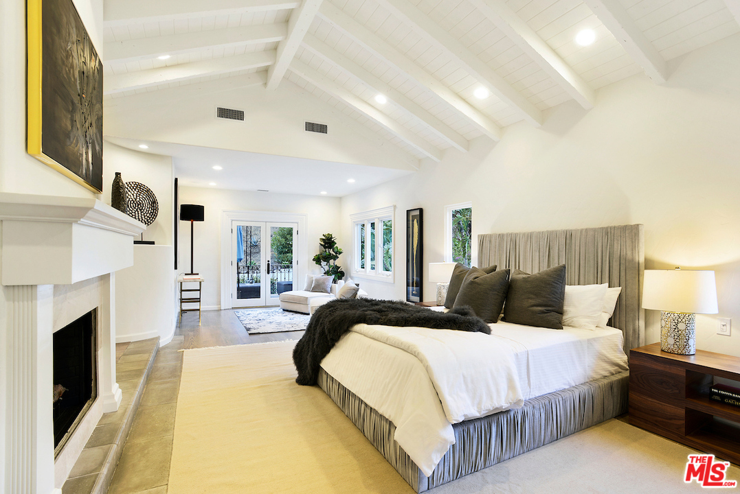 1501 North Beverly Drive Beverly Hills, CA 90210 - Photo 29 of 40