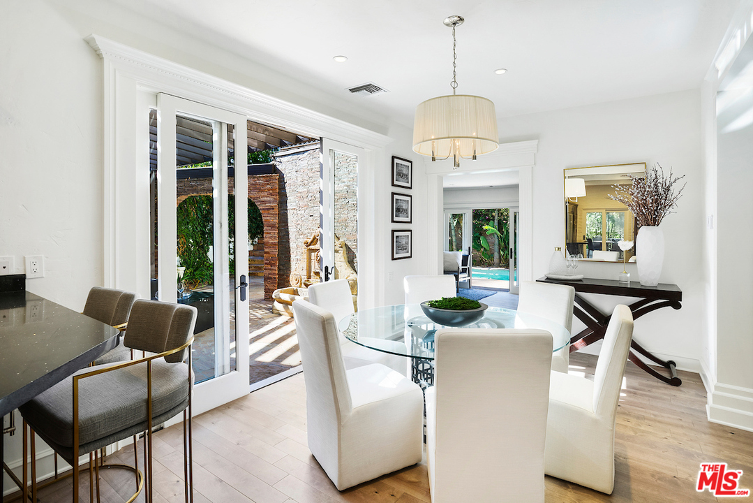 1501 North Beverly Drive Beverly Hills, CA 90210 - Photo 10 of 40