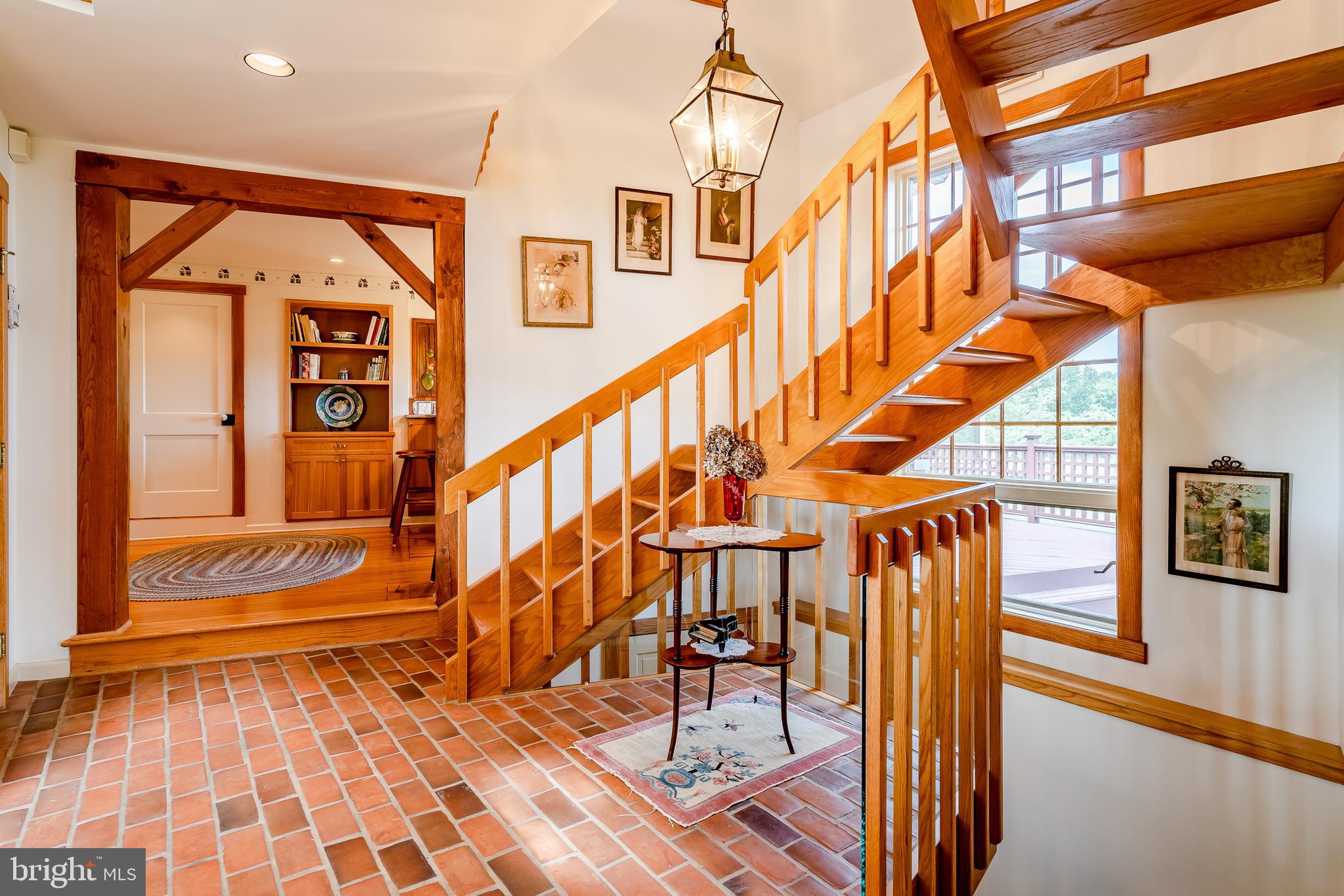 580 Woodview Road Avondale, PA 19311 - Photo 22 of 48 Foyer