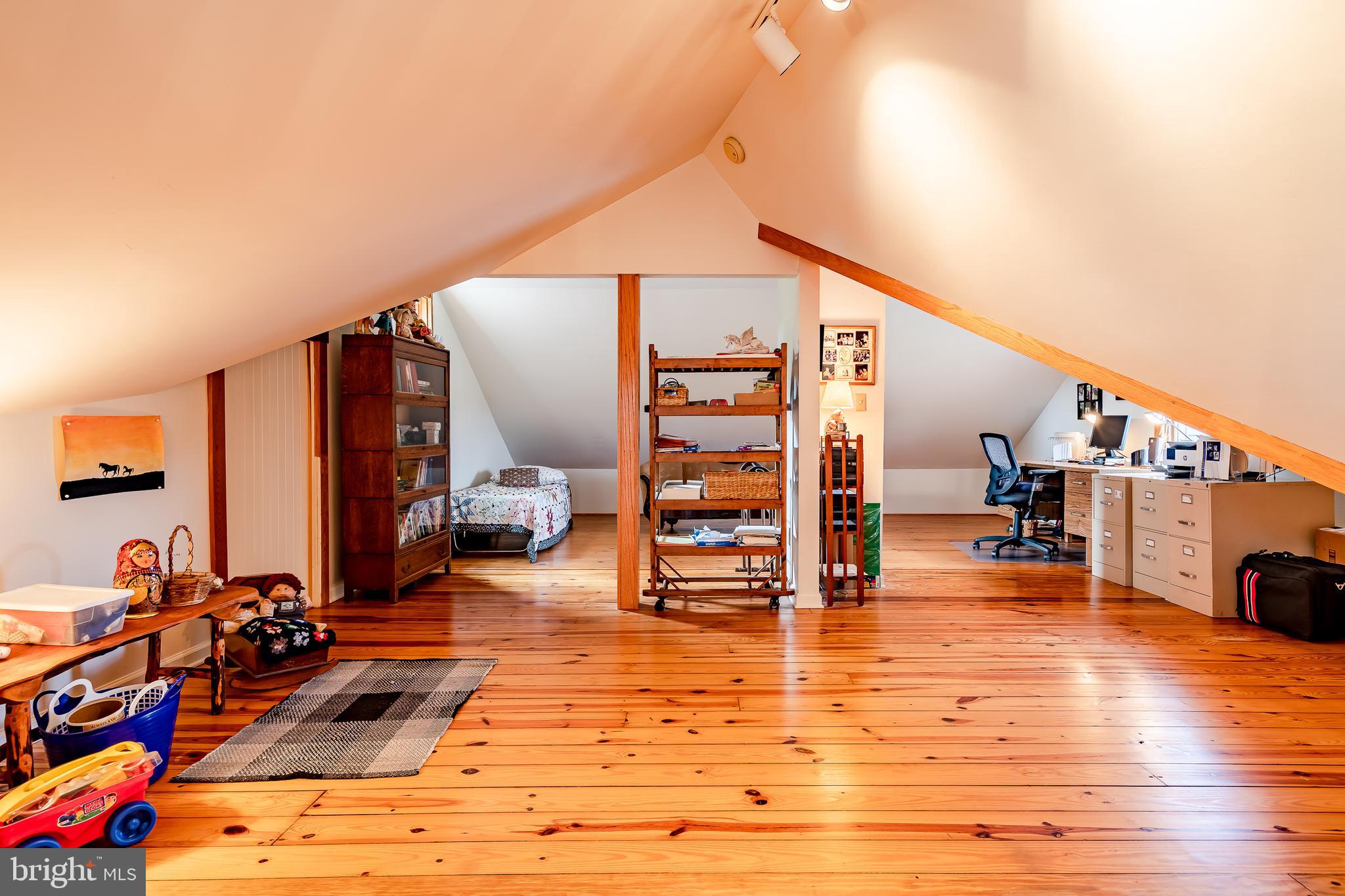 580 Woodview Road Avondale, PA 19311 - Photo 29 of 48 Office Space