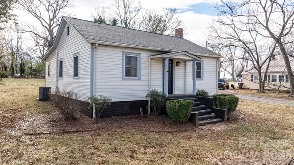 $1,200 | 116 Barnes Lane, Stony Point, NC 28678