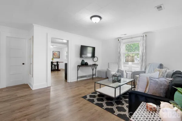 $1,200 | 116 Barnes Lane, Stony Point, NC 28678