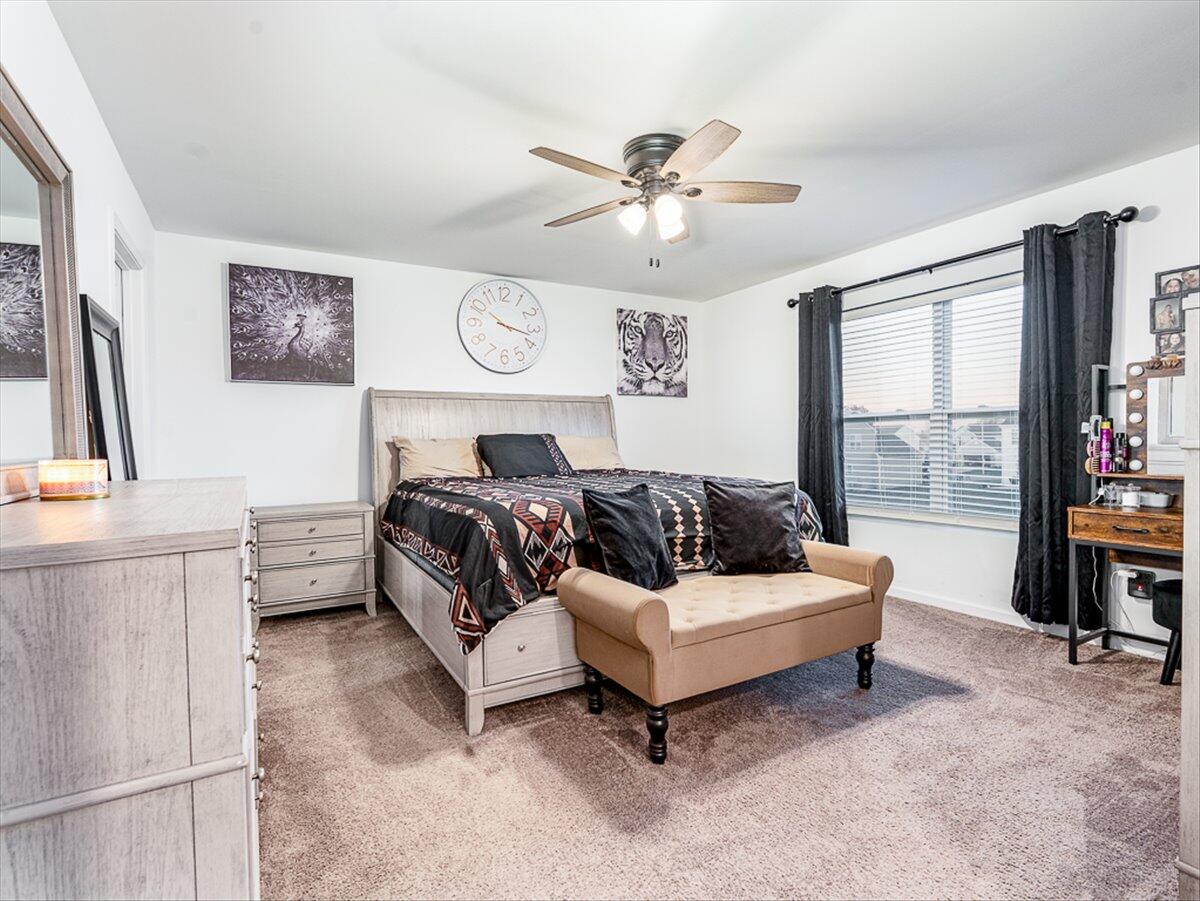 10377 Nevada Place Crown Point, IN 46307 - Photo 12 of 21 a living room with furniture and a window
