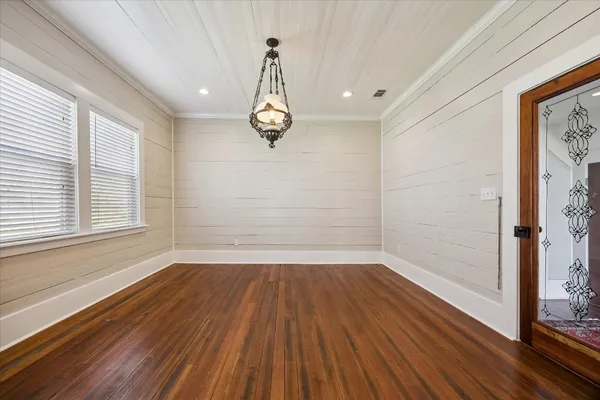 $2,480,000 | 10137 Fm-390, Burton, TX 77835