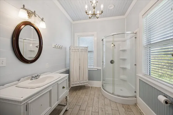 $2,480,000 | 10137 Fm-390, Burton, TX 77835