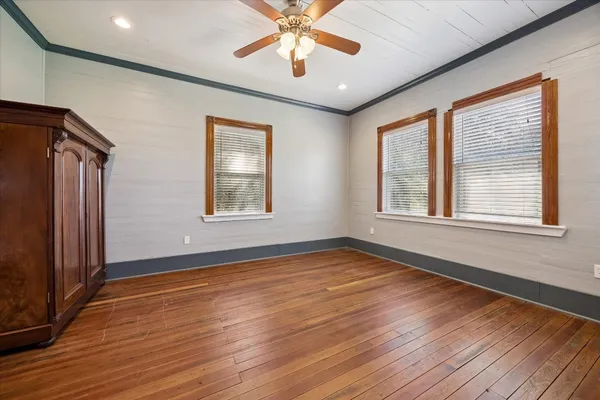 $2,480,000 | 10137 Fm-390, Burton, TX 77835