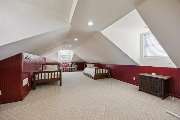 $2,480,000 | 10137 Fm-390, Burton, TX 77835