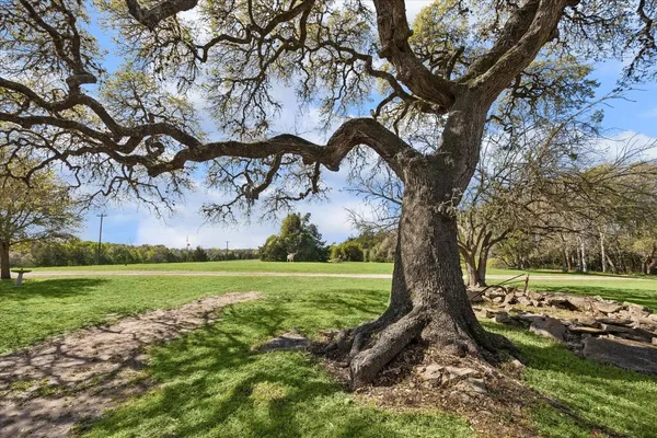 $2,480,000 | 10137 Fm-390, Burton, TX 77835