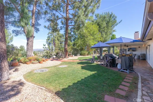 $1,299,995 | 40265 Paseo Sereno, Temecula, CA 92591