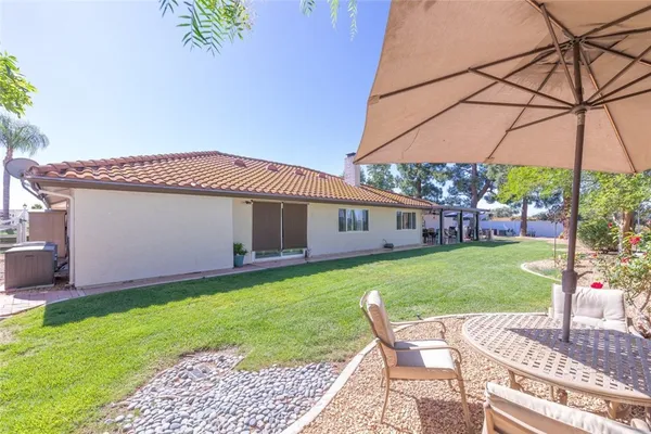 $1,299,995 | 40265 Paseo Sereno, Temecula, CA 92591