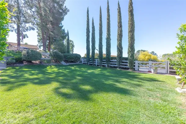 $1,299,995 | 40265 Paseo Sereno, Temecula, CA 92591
