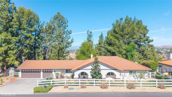 $1,299,995 | 40265 Paseo Sereno, Temecula, CA 92591