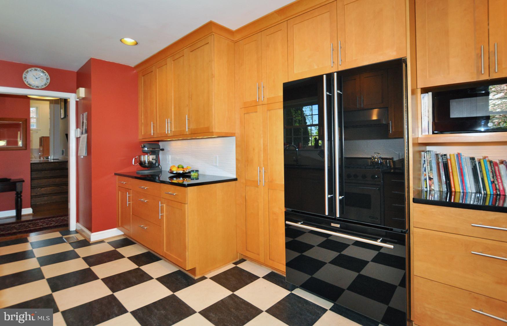 5706 Ogden Road Bethesda, MD 20816 - Photo 17 of 35 Gallery Image 17