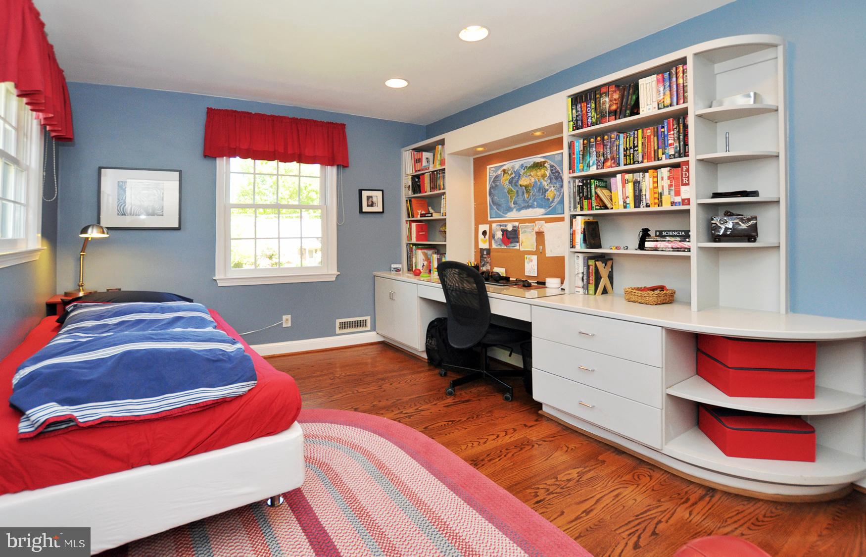 5706 Ogden Road Bethesda, MD 20816 - Photo 24 of 35 Bedroom 3 with built-ins.