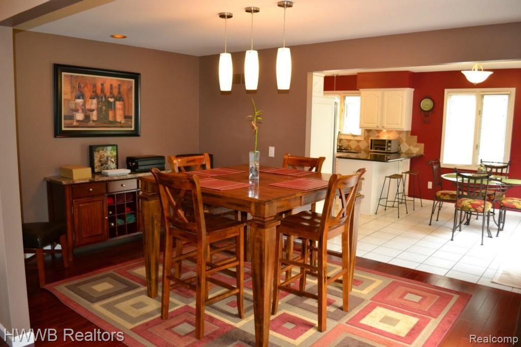 2168 Clinton View Circle Rochester, MI 48309 - Photo 12 of 38 Dining Room