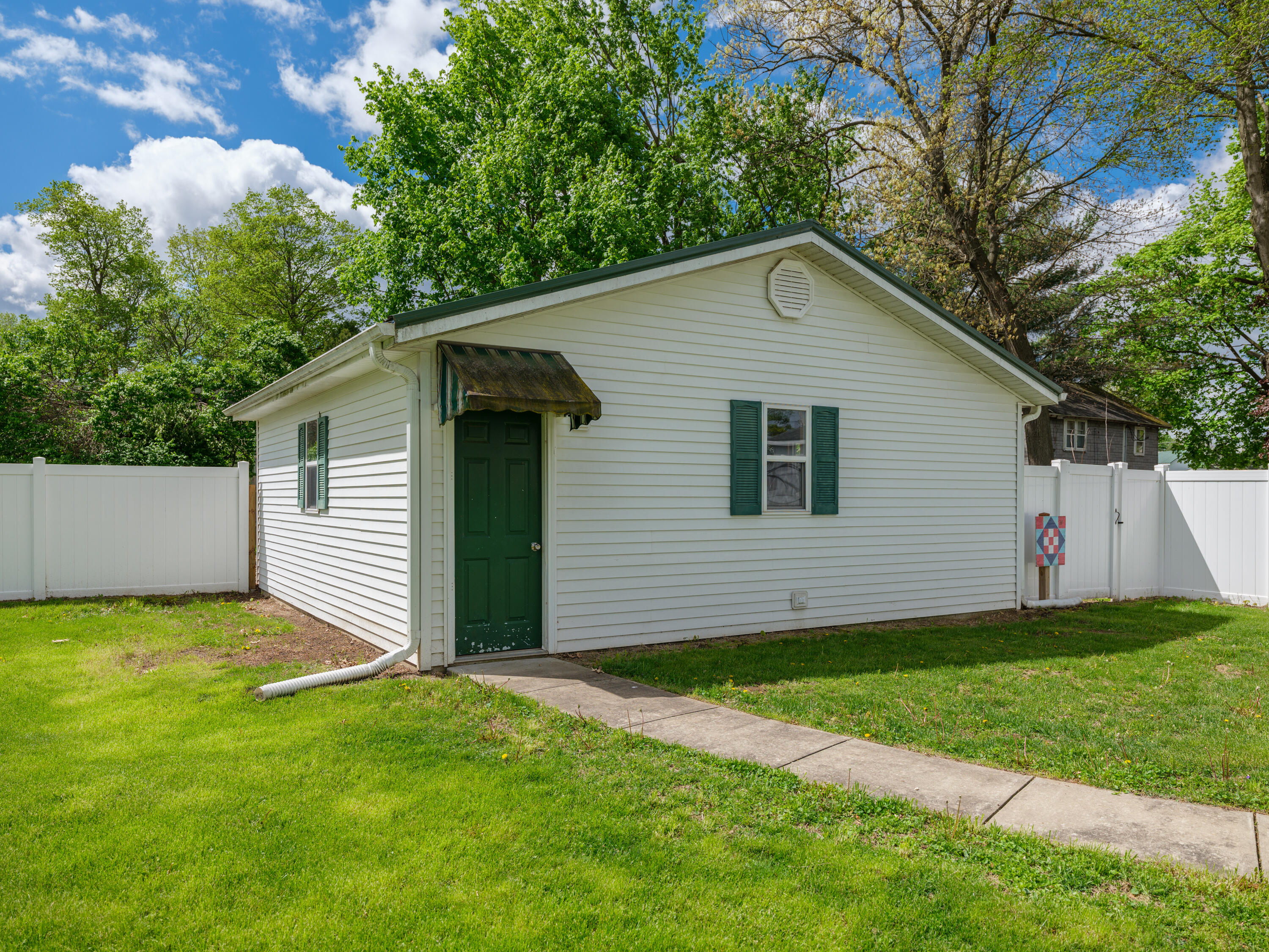 225 Clinton Street Mendon, MI 49072 - Photo 21 of 28 225 Clinton-123