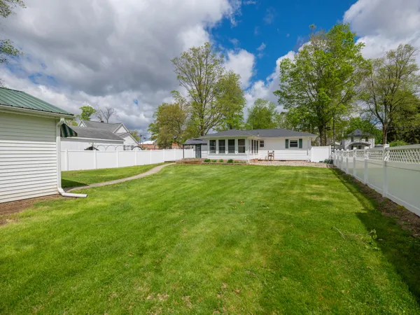 $245,000 | 225 Clinton Street, Mendon, MI 49072