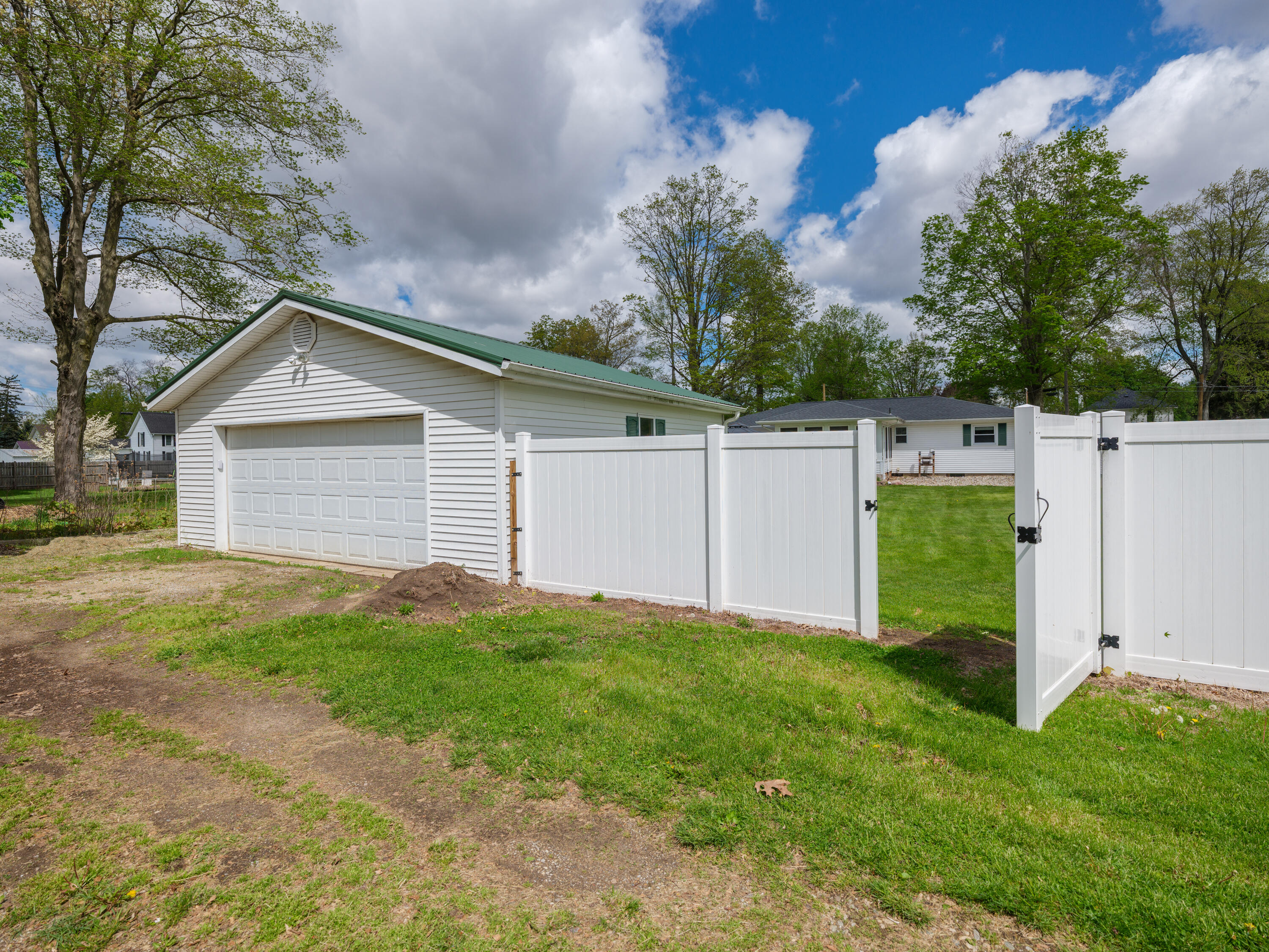 225 Clinton Street Mendon, MI 49072 - Photo 28 of 28 225 Clinton-126
