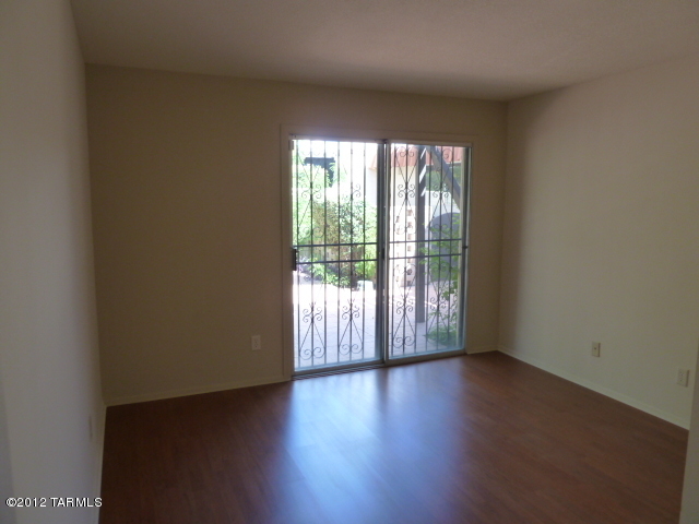 285 South Kolb Road, Unit 18 Tucson, AZ 85710 - Photo 13 of 22