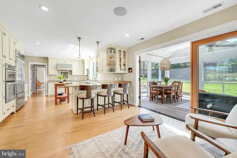 $1,695,000 | 9218 Aldershot Drive, Bethesda, MD 20817