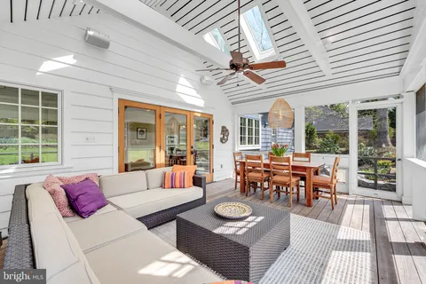 $1,695,000 | 9218 Aldershot Drive, Bethesda, MD 20817