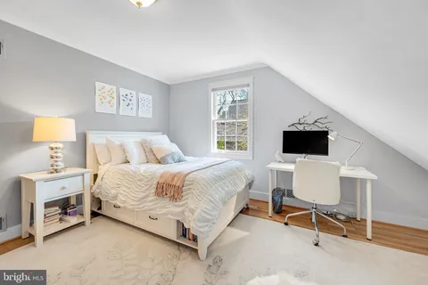 $1,695,000 | 9218 Aldershot Drive, Bethesda, MD 20817