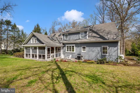 $1,695,000 | 9218 Aldershot Drive, Bethesda, MD 20817