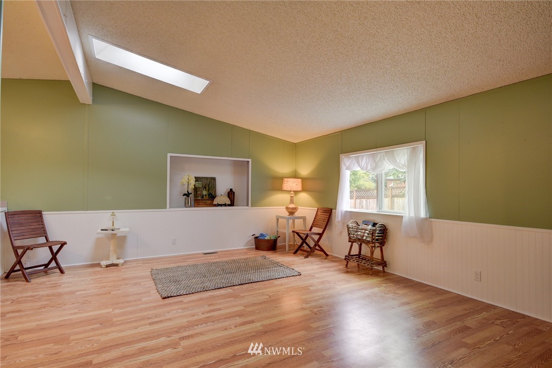 7986 Maple Point Drive Clinton, WA 98236 - Photo 6 of 25 Gallery Image 6