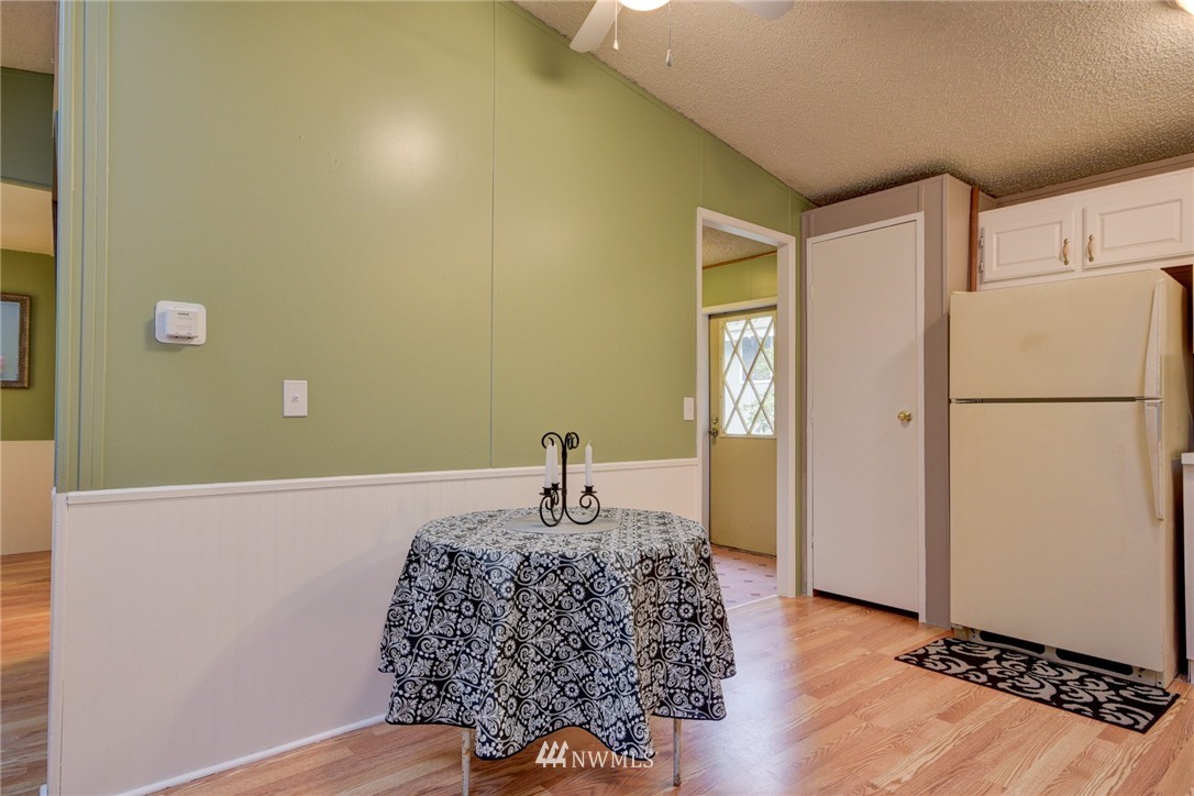 7986 Maple Point Drive Clinton, WA 98236 - Photo 7 of 25 Gallery Image 7