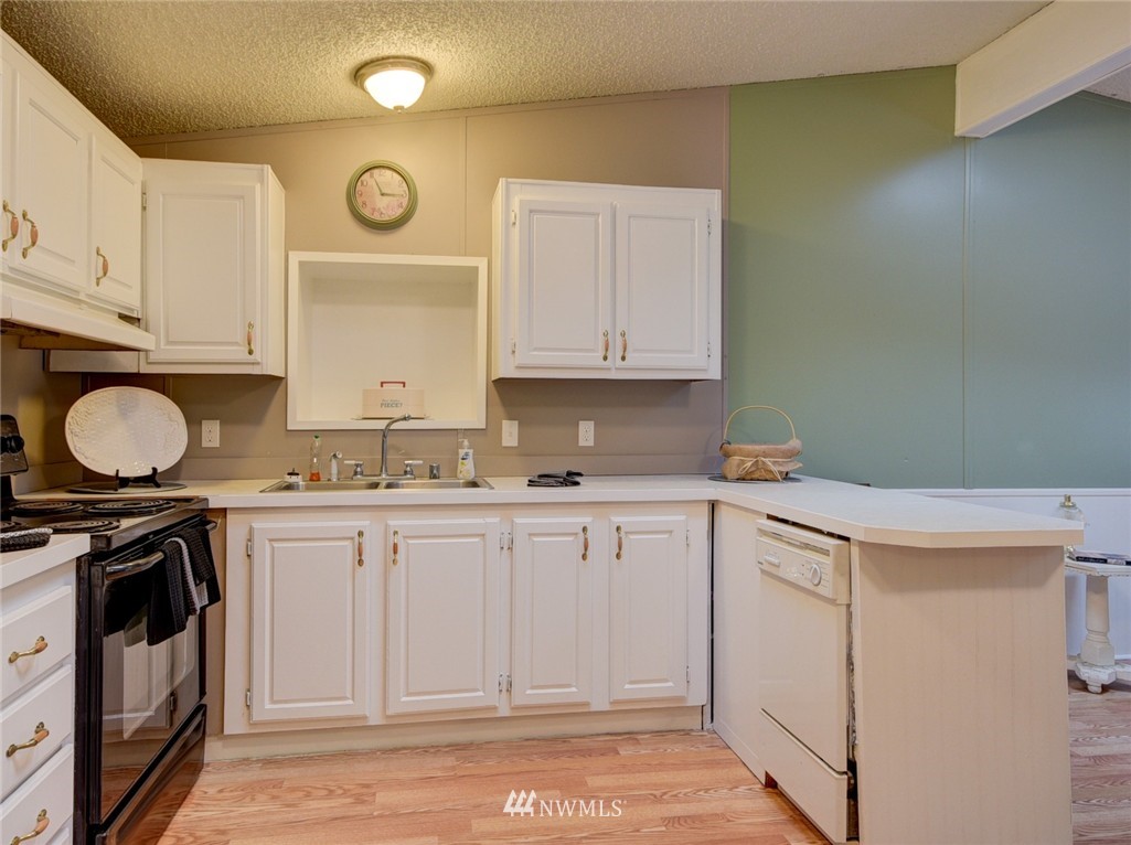 7986 Maple Point Drive Clinton, WA 98236 - Photo 10 of 25 Gallery Image 10