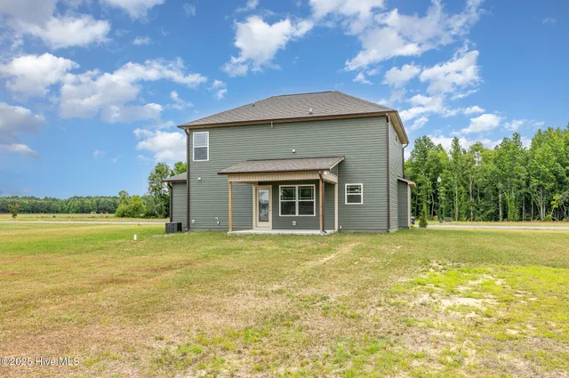 $318,300 | 212 Tuscany Circle, Princeton, NC 27569