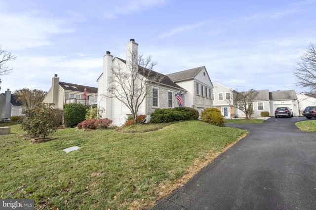 $749,900 | 48 McPherson Circle, Sterling, VA 20165