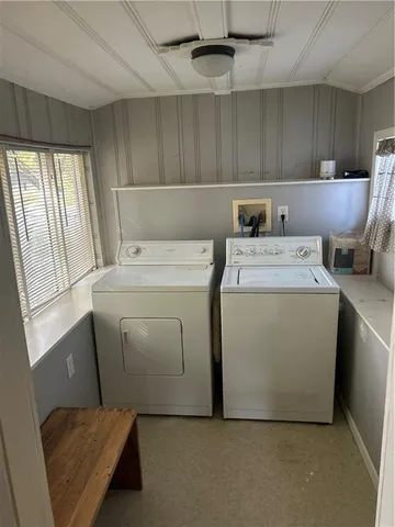 $97,000 | 1901 South Hardy Avenue, Independence, MO 64052