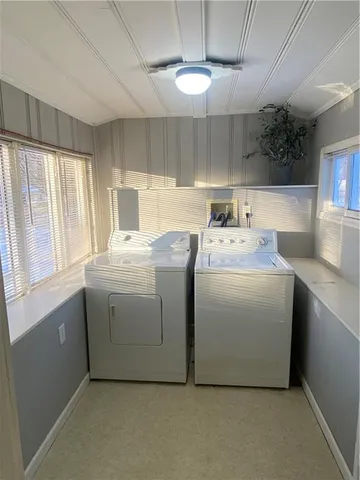 $97,000 | 1901 South Hardy Avenue, Independence, MO 64052