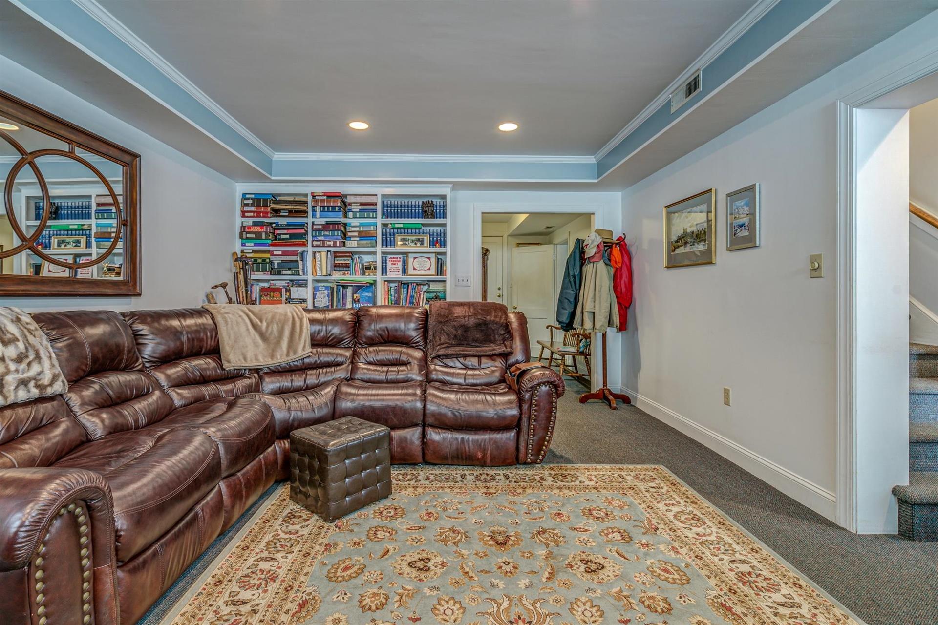 3258 White Oak Road Southwest Roanoke, VA 24014 - Photo 30 of 43 28-3258 White Oak 028