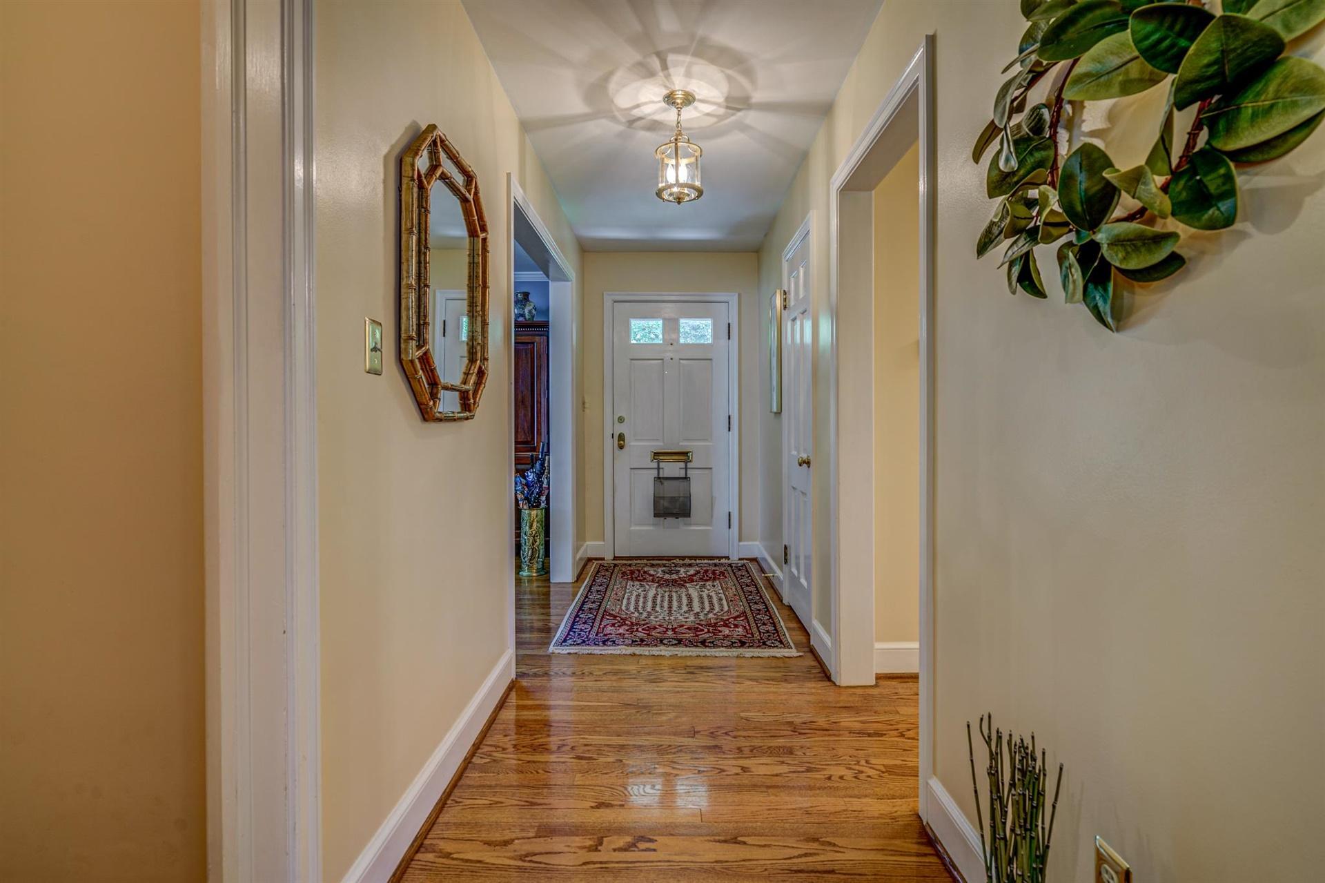 3258 White Oak Road Southwest Roanoke, VA 24014 - Photo 7 of 43 05-3258 White Oak 005