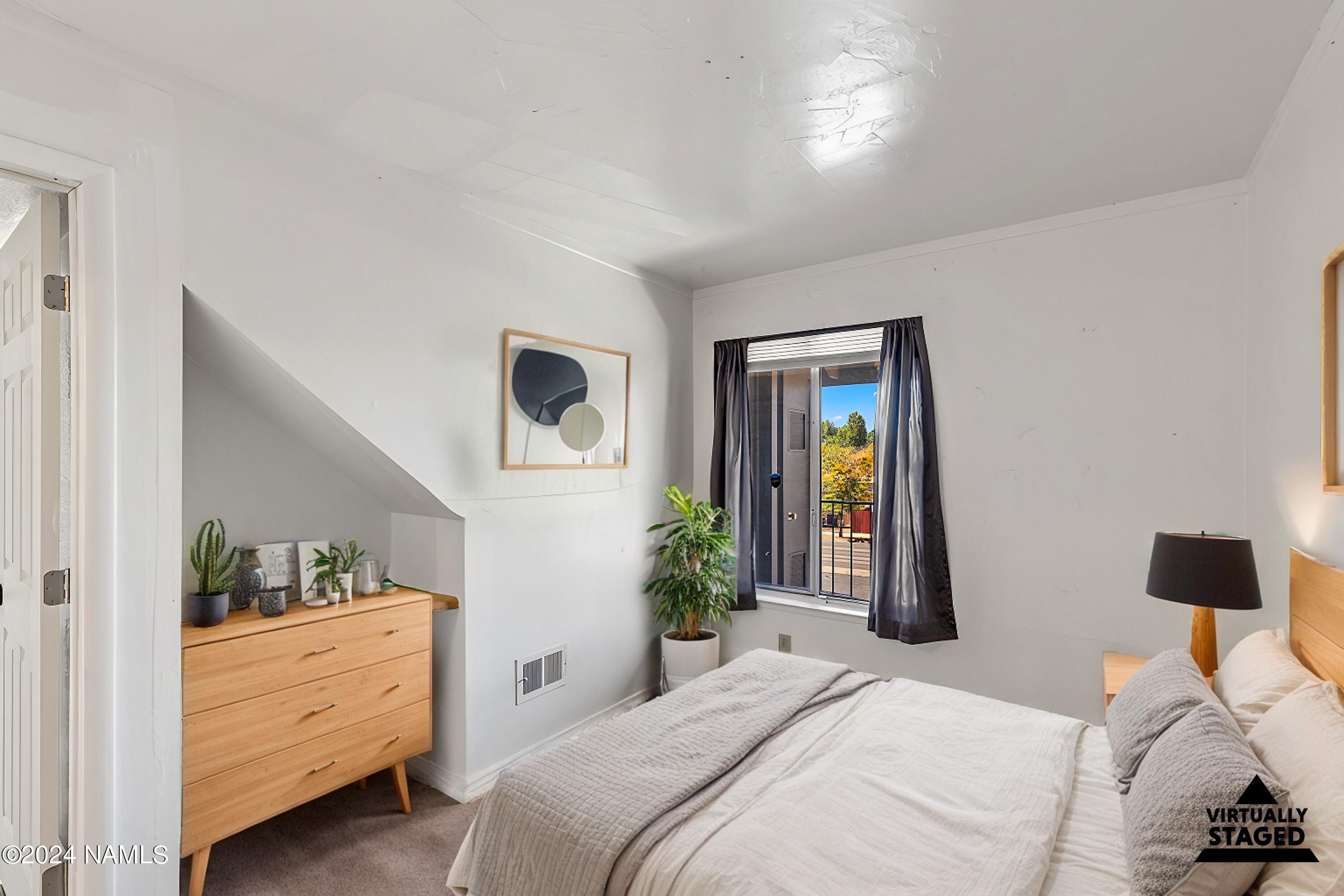 1200 South Riordan Ranch Street, Unit 2 Flagstaff, AZ 86001 - Photo 10 of 20 Bedroom 1