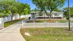 $310,000 | 111 Mark Avenue, Lady Lake, FL 32159