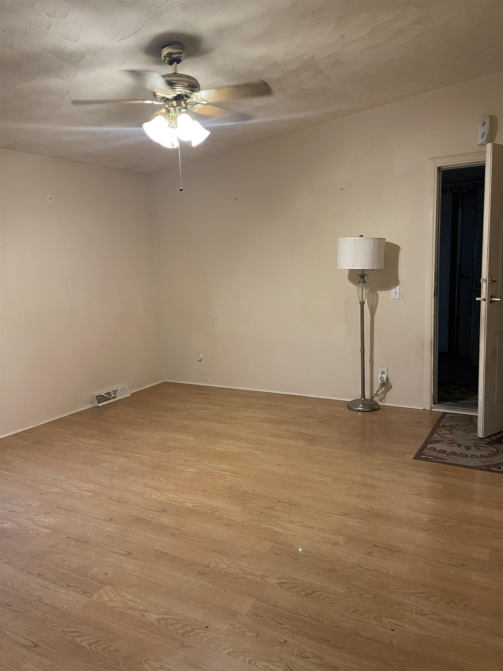 8011 North Lewis Road Mount Morris, MI 48458 - Photo 19 of 20 50127361-21.JPG