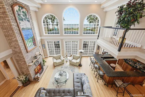 $5,100,000 | 14 Woodcock Lane, Old Field, NY 11733