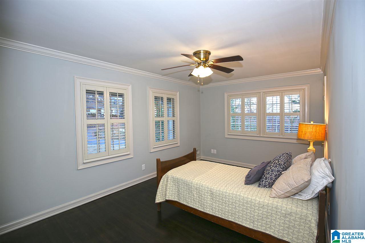 3137 North Woodridge Road Birmingham, AL 35223 - Photo 22 of 34