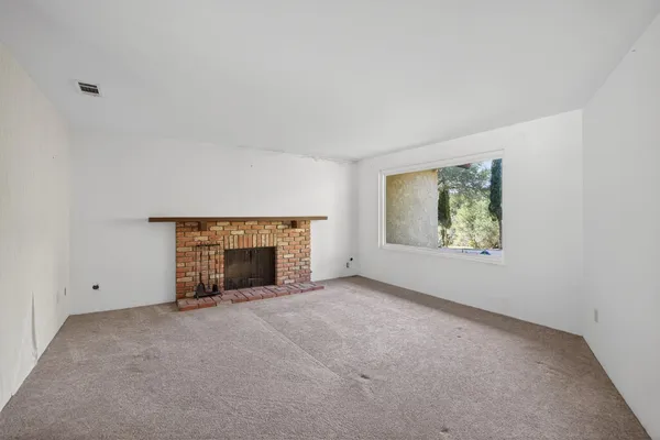 $1,599,000 | 2170 Ladera Road, Ojai, CA 93023