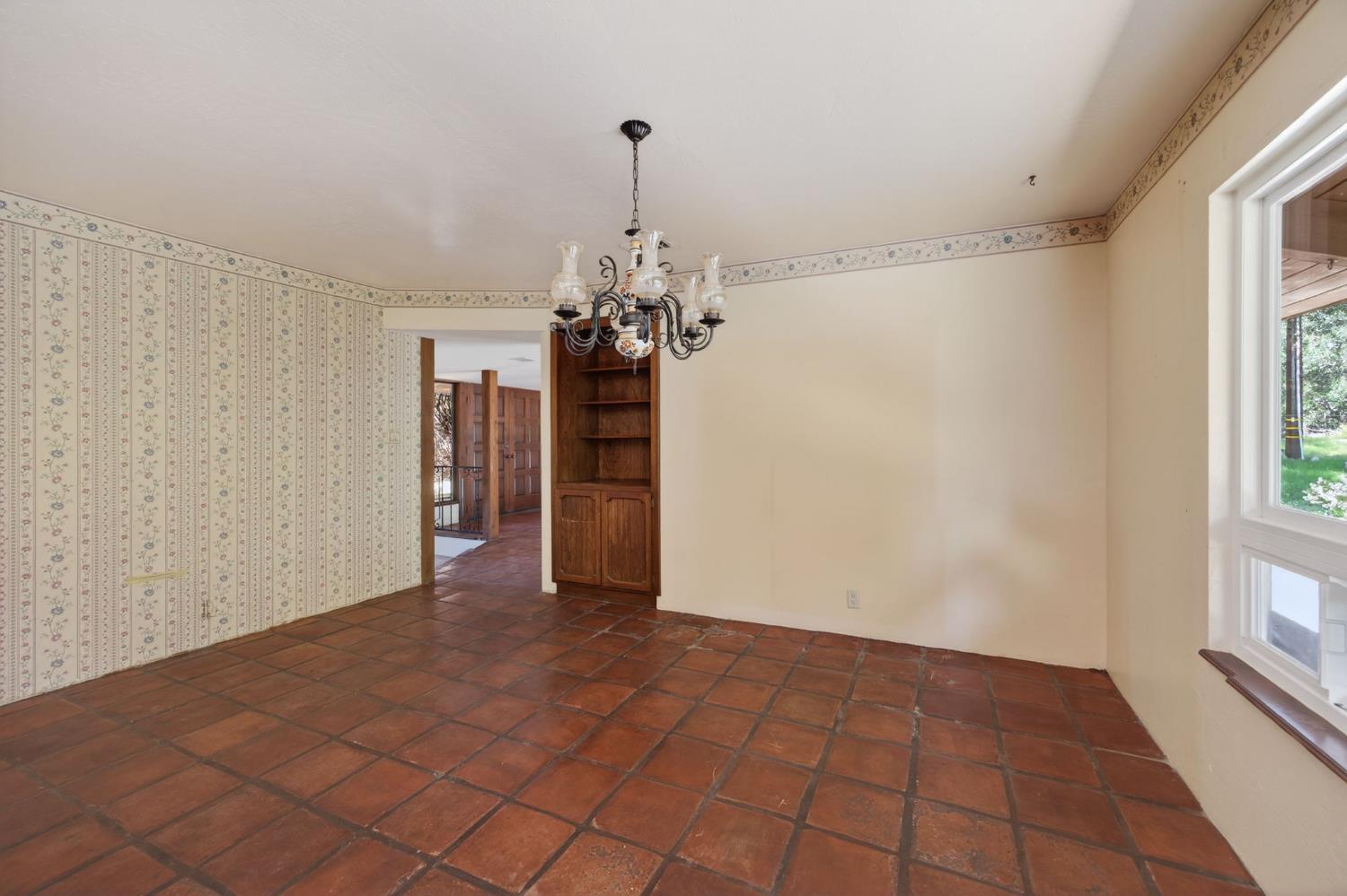 2170 Ladera Road Ojai, CA 93023 - Photo 14 of 37