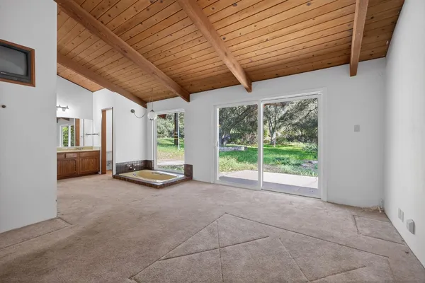 $1,599,000 | 2170 Ladera Road, Ojai, CA 93023