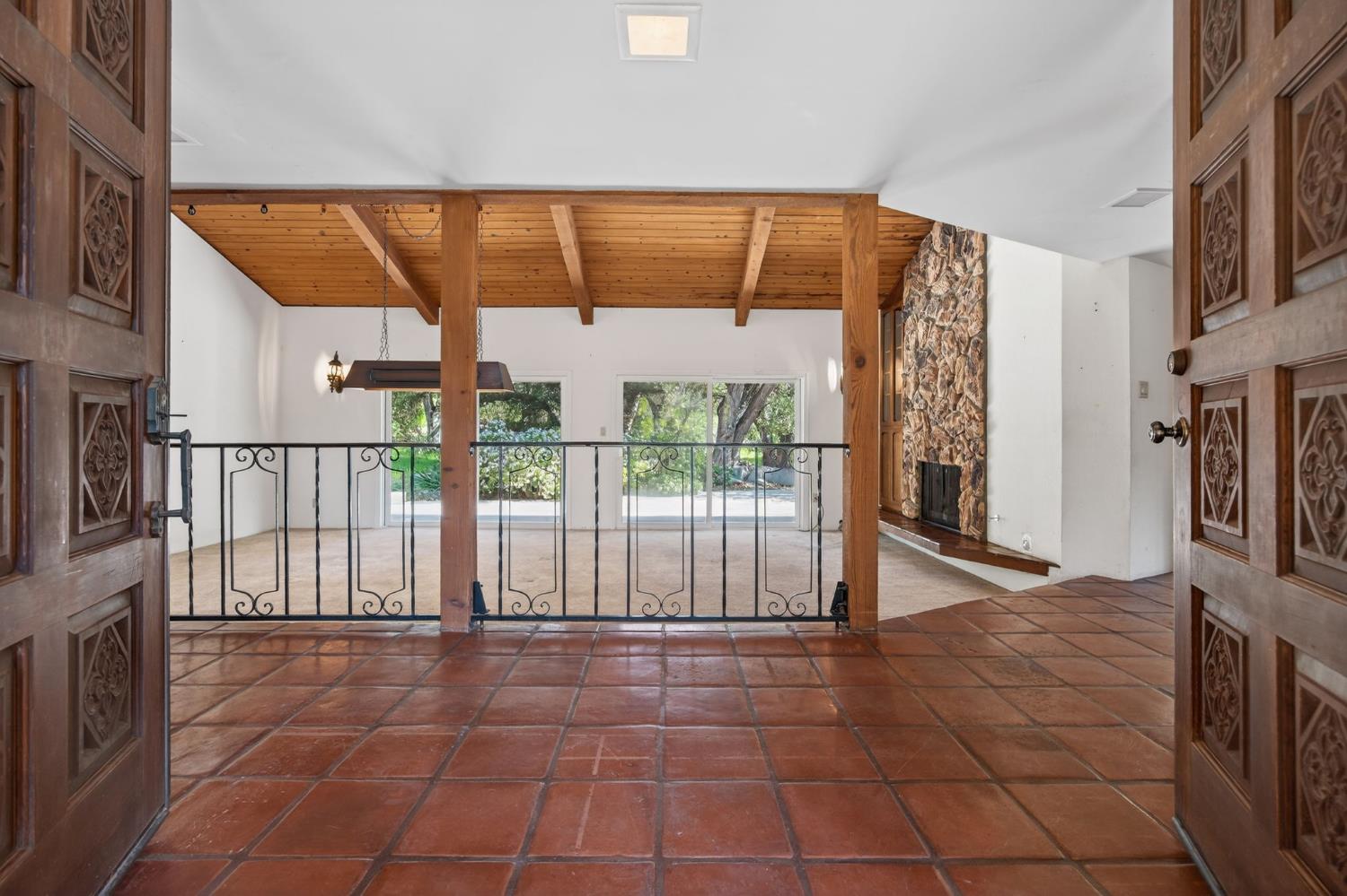 2170 Ladera Road Ojai, CA 93023 - Photo 3 of 37