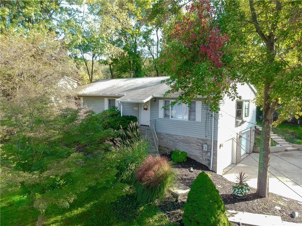 2250 West Hardies Road Gibsonia, PA 15044 - Photo 1 of 25 Gallery Image 1