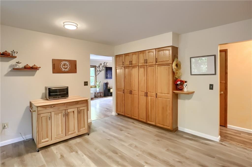 2250 West Hardies Road Gibsonia, PA 15044 - Photo 12 of 25 Gallery Image 12
